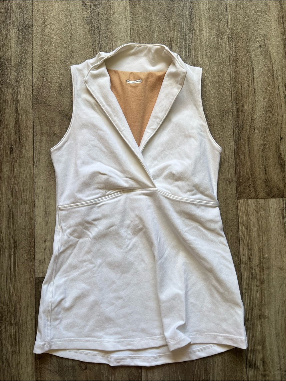 Lululemon Vintage Collared Surplice Wrap Tank Top Built-In Bra White size 4